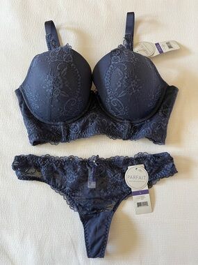 New PARFAIT Bra & Thong Set, Navy Lace Underwire, 36DD, Large, NWT